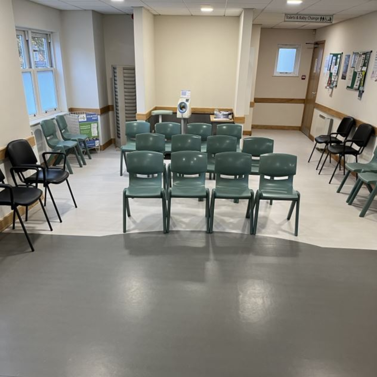 harpenden downstairs waitingroom